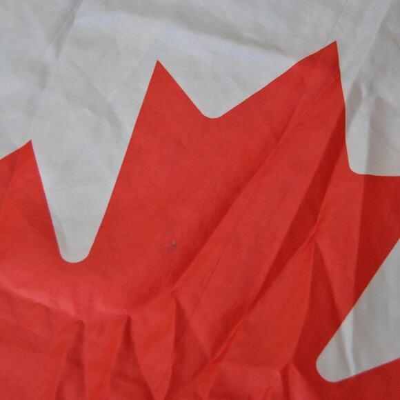 Canadian Flag Red and White 3 x 5 ft - Picture 9 of 9